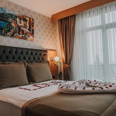 Otel Grand Lark Estambul Exterior foto