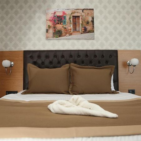 Otel Grand Lark Estambul Exterior foto