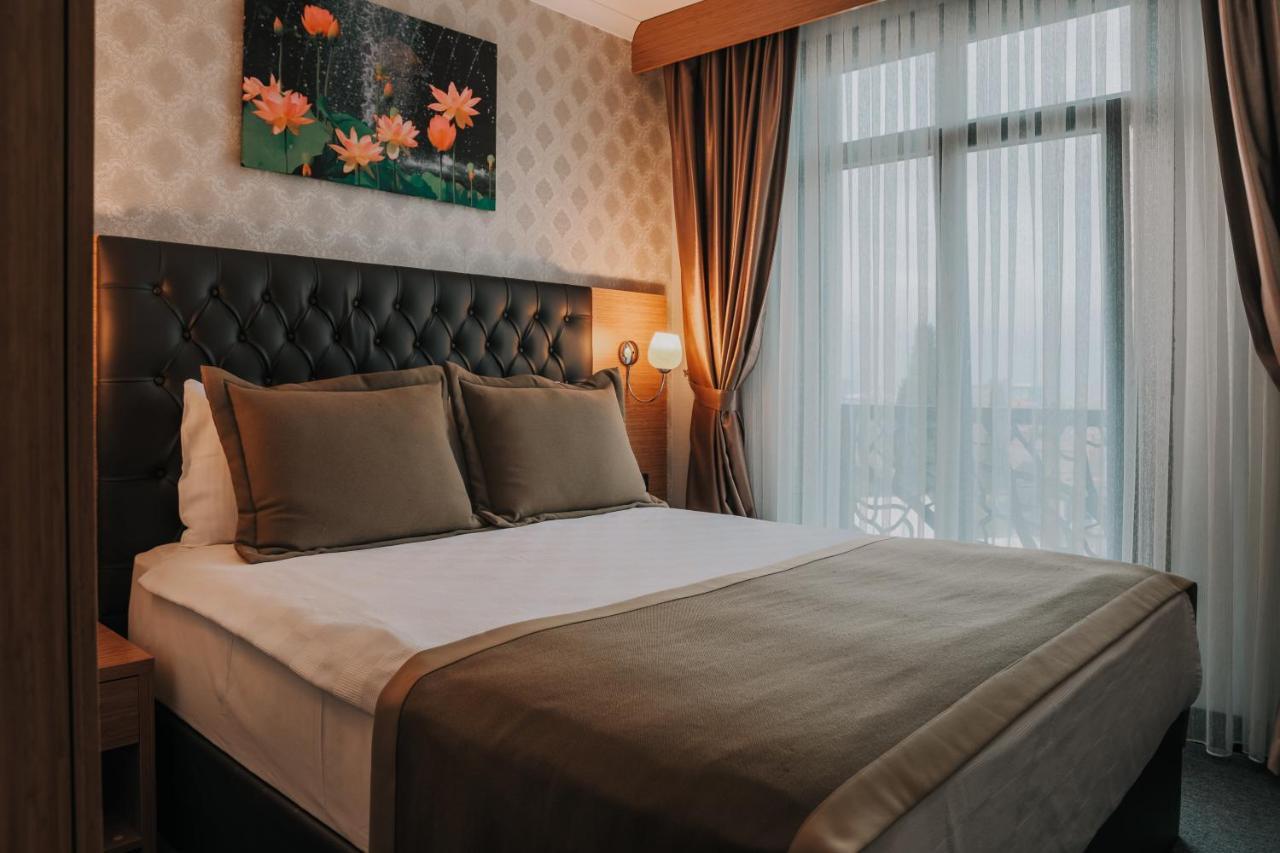 Otel Grand Lark Estambul Exterior foto