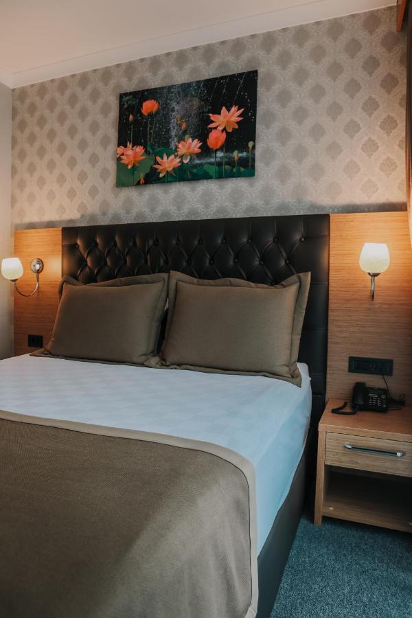 Otel Grand Lark Estambul Exterior foto